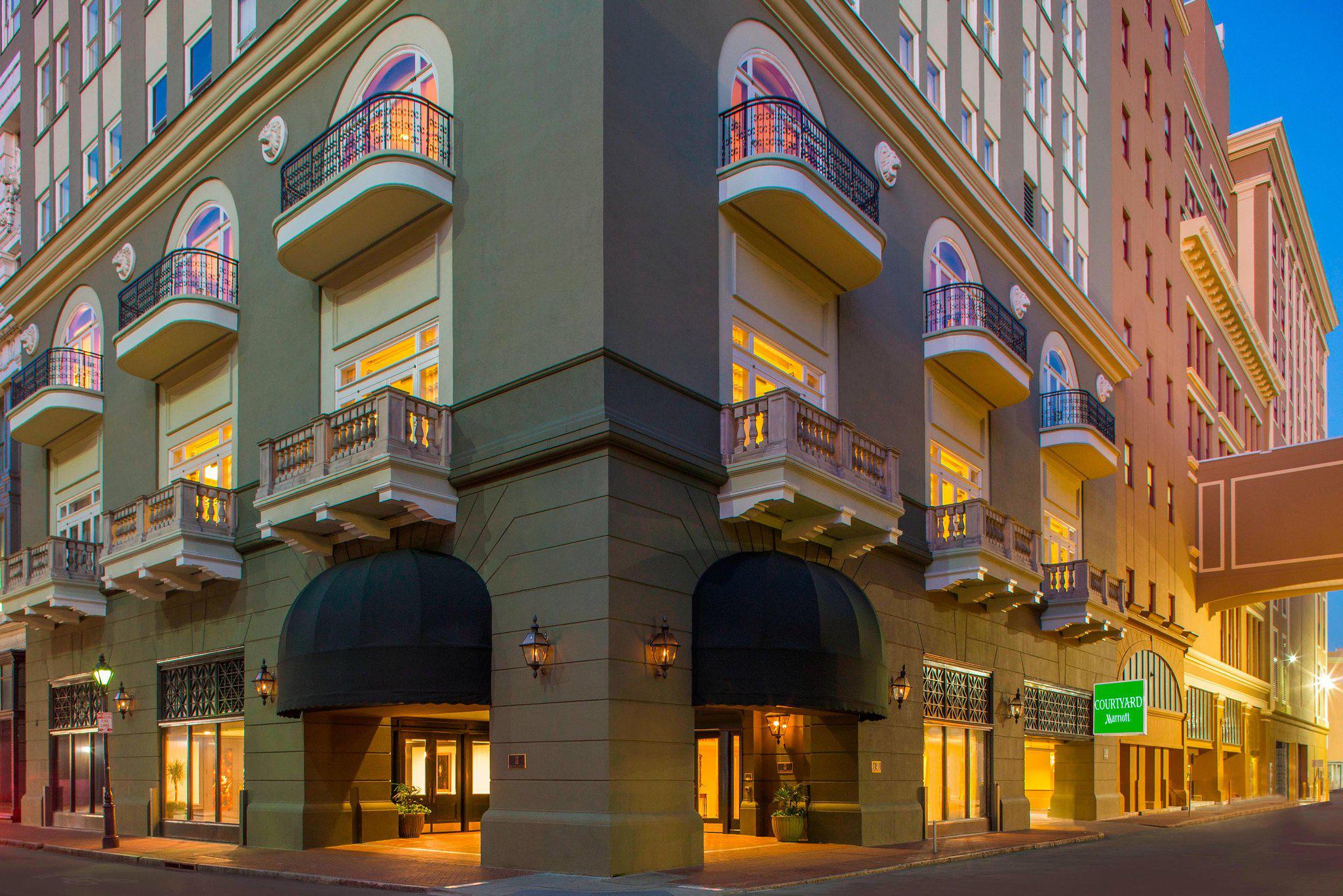 Courtyard by Marriott New Orleans French Quarter/Iberville Photo