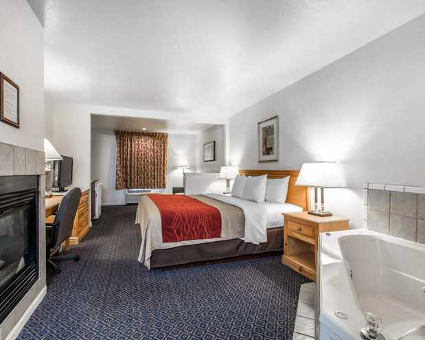 Images Comfort Inn & Suites Sequoia Kings Canyon