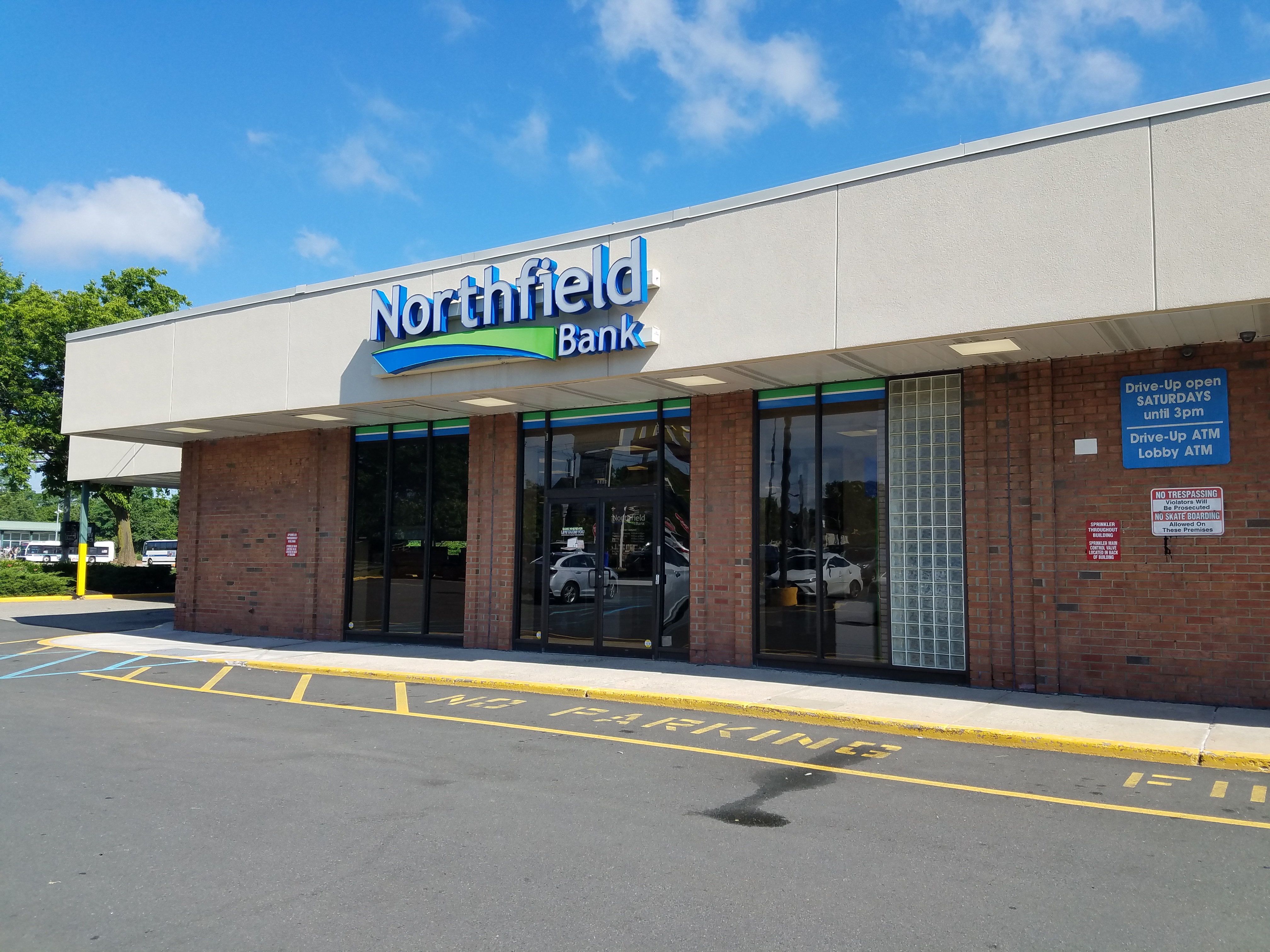 Northfield Bank 3227 Richmond Ave Staten Island, NY Banks - MapQuest.