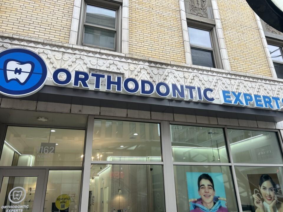 Orthodontic Experts Chicago Image