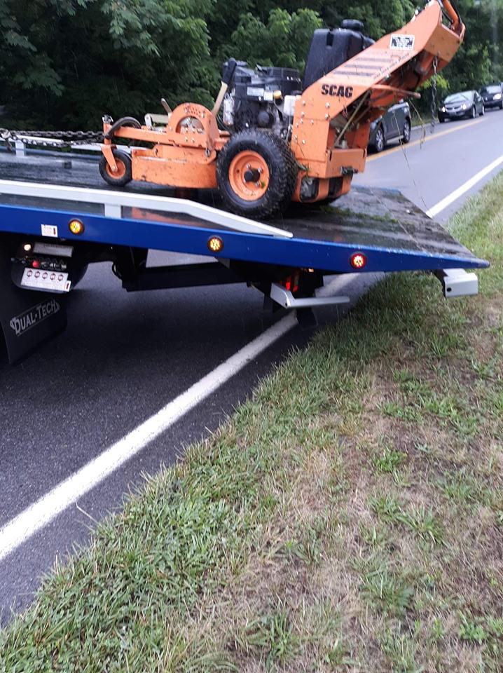 Steve's Towing Photo