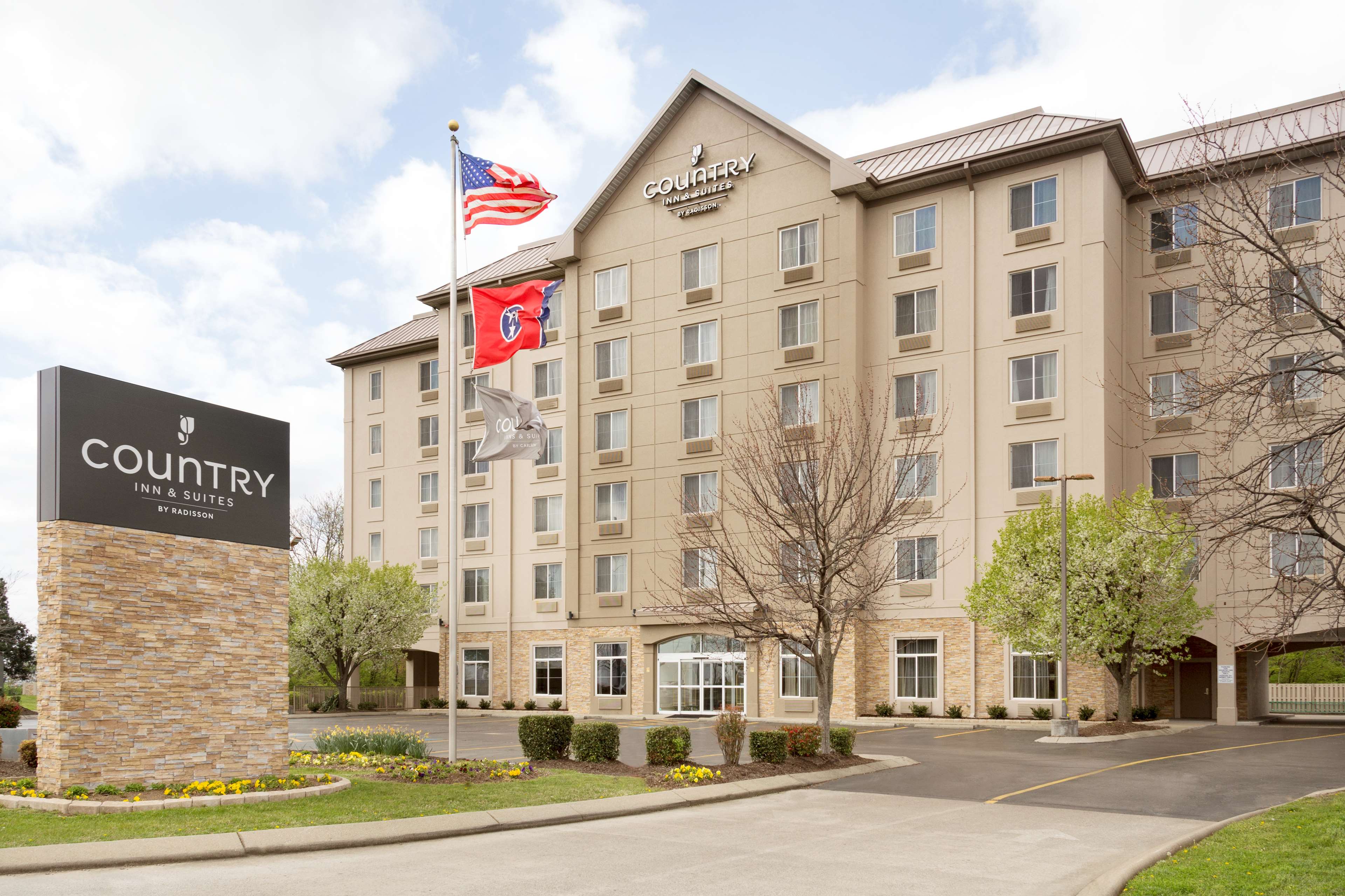 Country Inn & Suites by Radisson, Nashville Airport, TN Photo