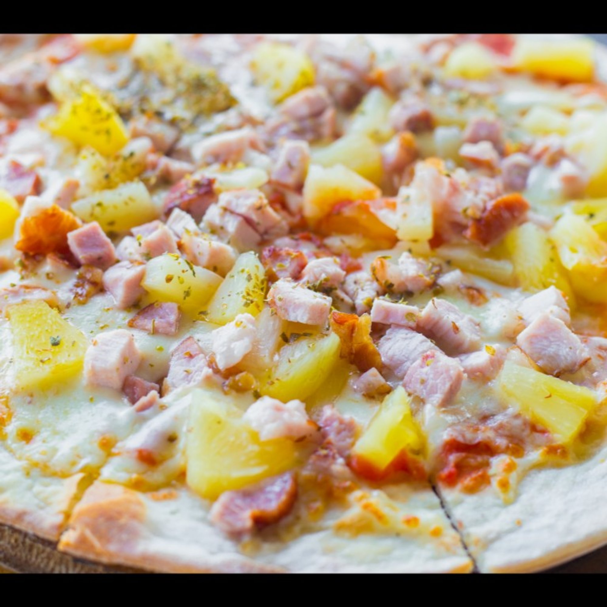 Hawaiian pizza