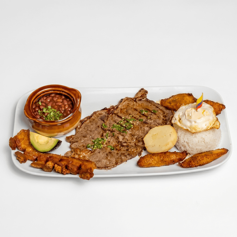 Bandeja Paisa / Full Colombian Sampler