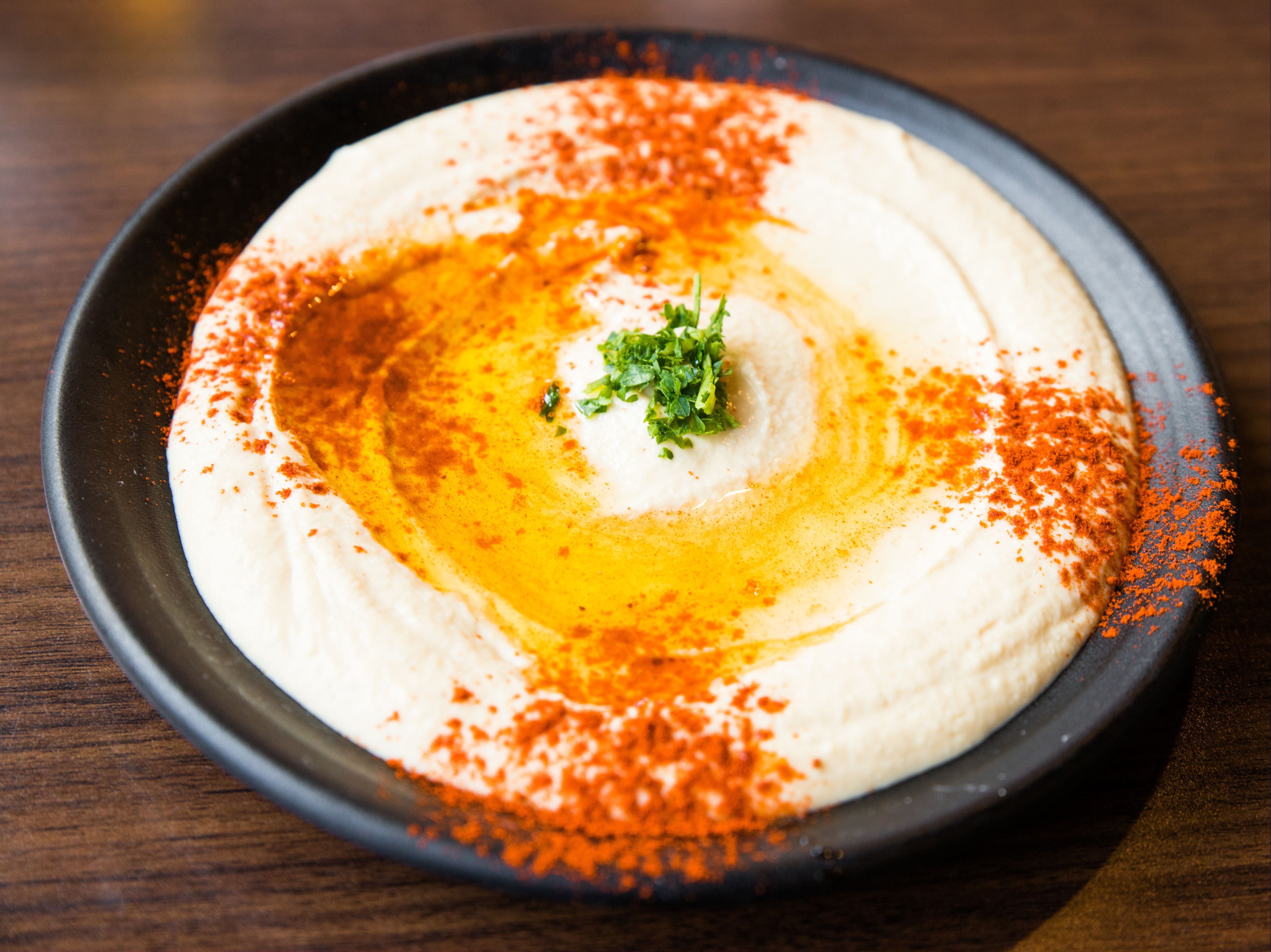 Hummus w/Beef