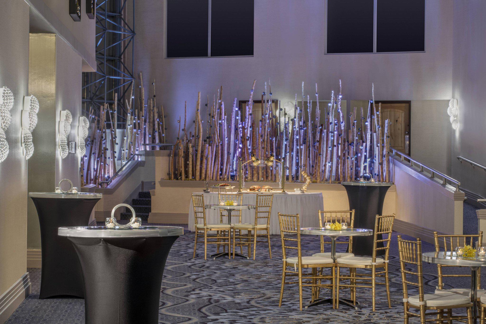 Renaissance Philadelphia Airport Hotel Photo