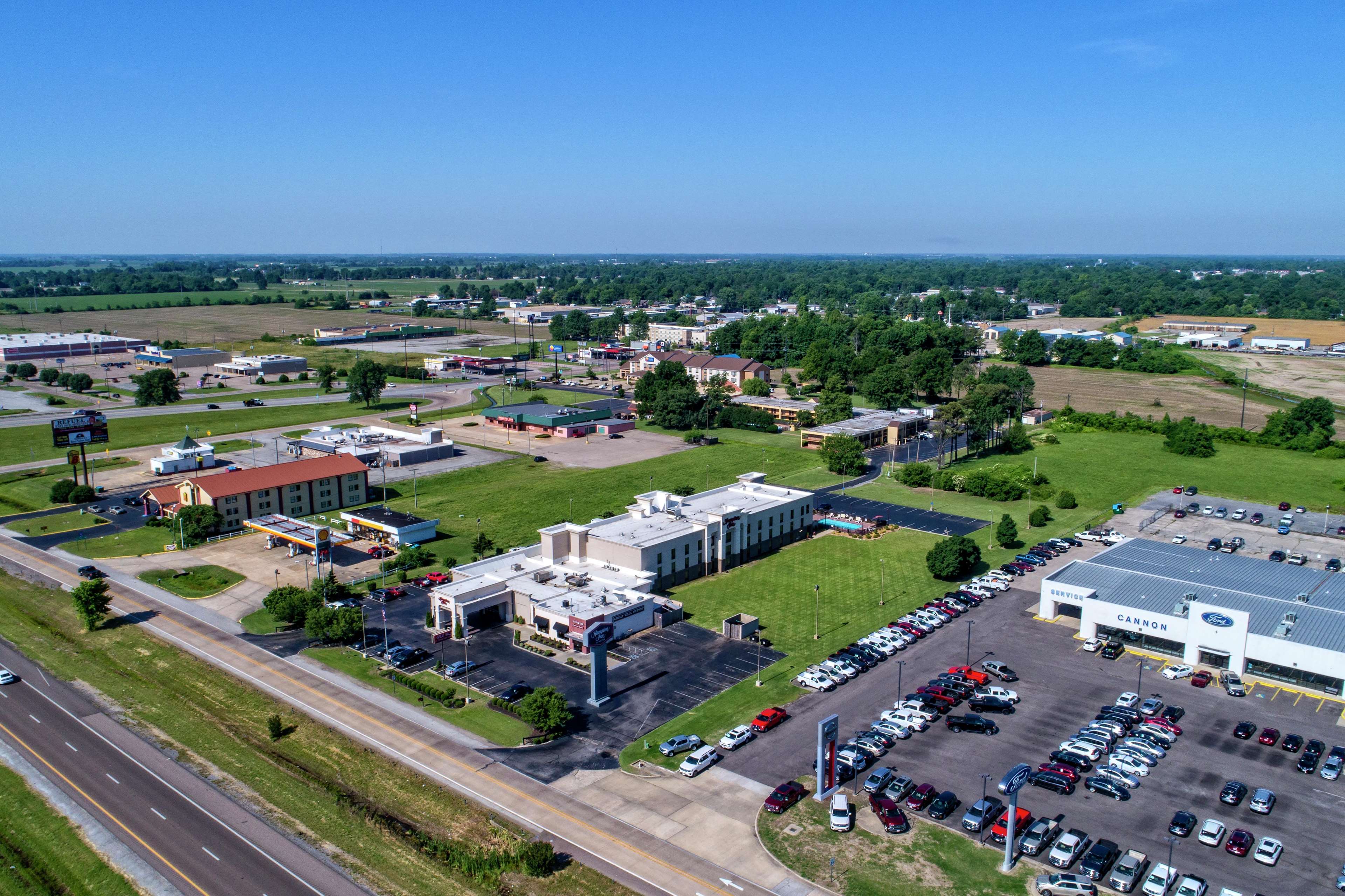 Hampton Inn Blytheville Photo