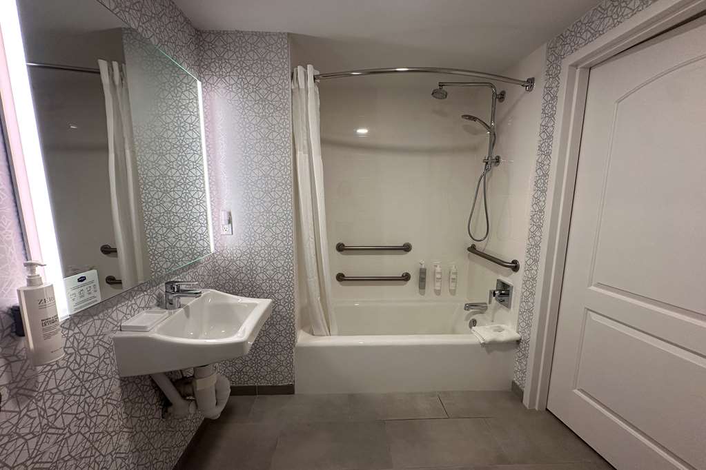 Hampton Inn Milpitas Image