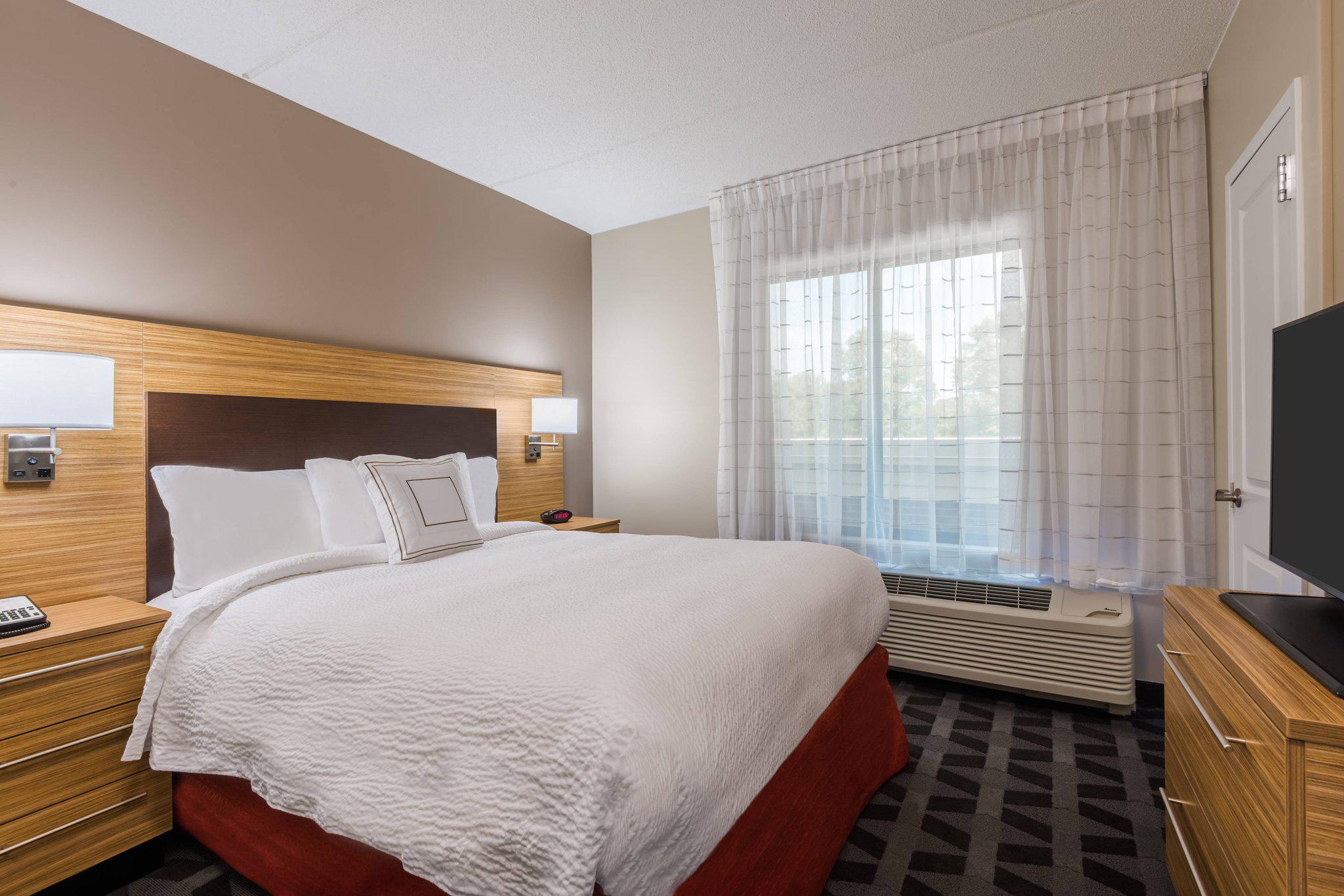 TownePlace Suites by Marriott Latham Albany Airport Photo