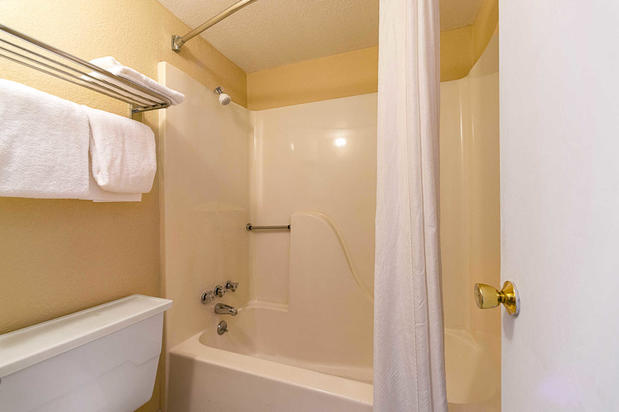 Images Econo Lodge