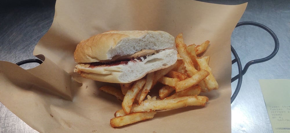KID'S PEANUT BUTTER & JELLY SANDWICH