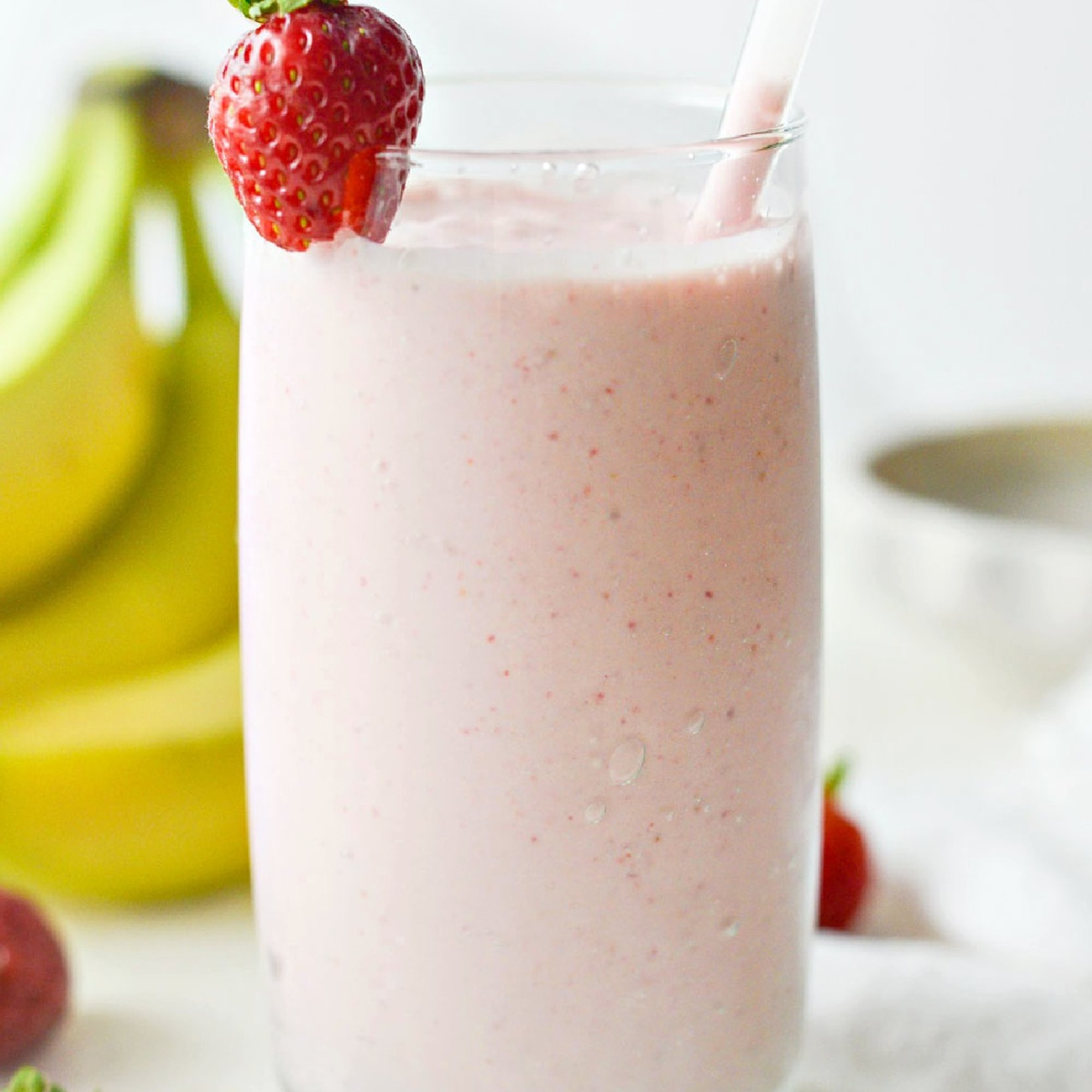 Straw-Nana Smoothie