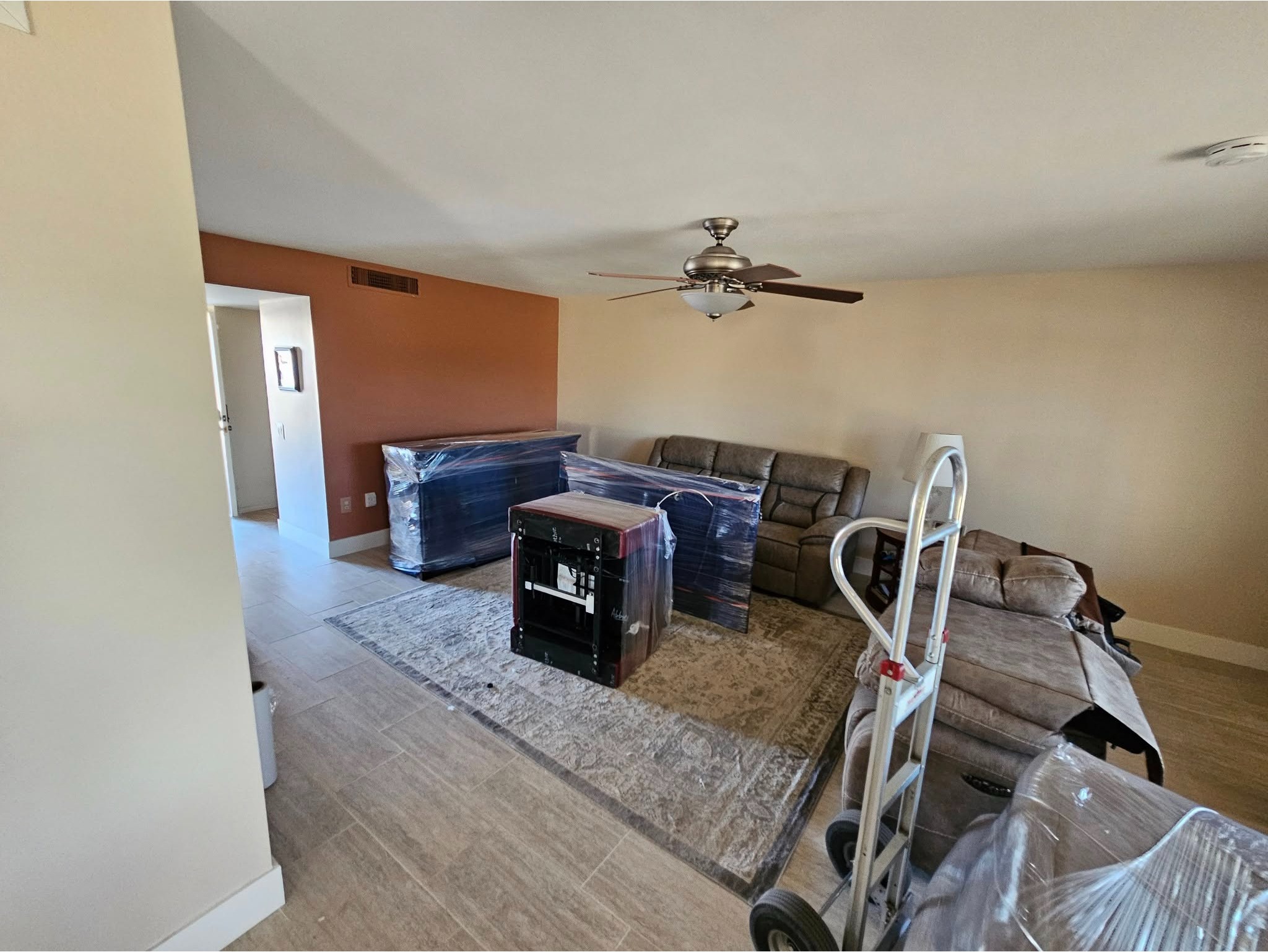 Donation Movers Image