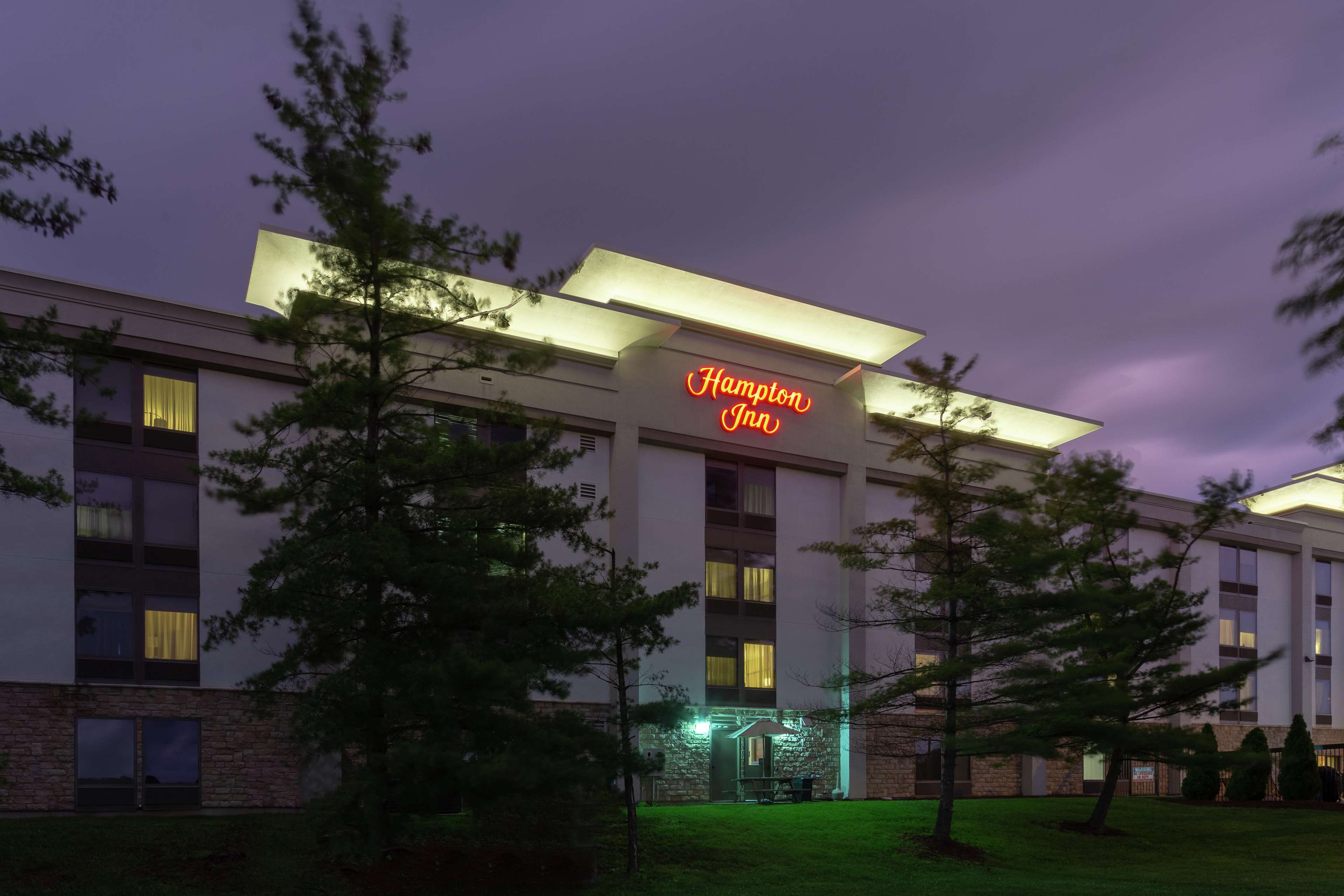 Hampton Inn Bloomington Photo