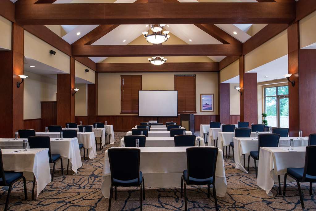 Hilton San Antonio Hill Country Image