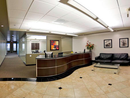 Regus - California, Bakersfield - 4900 California Avenue Photo