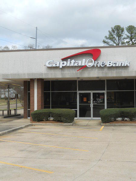 capital one bank near me hours