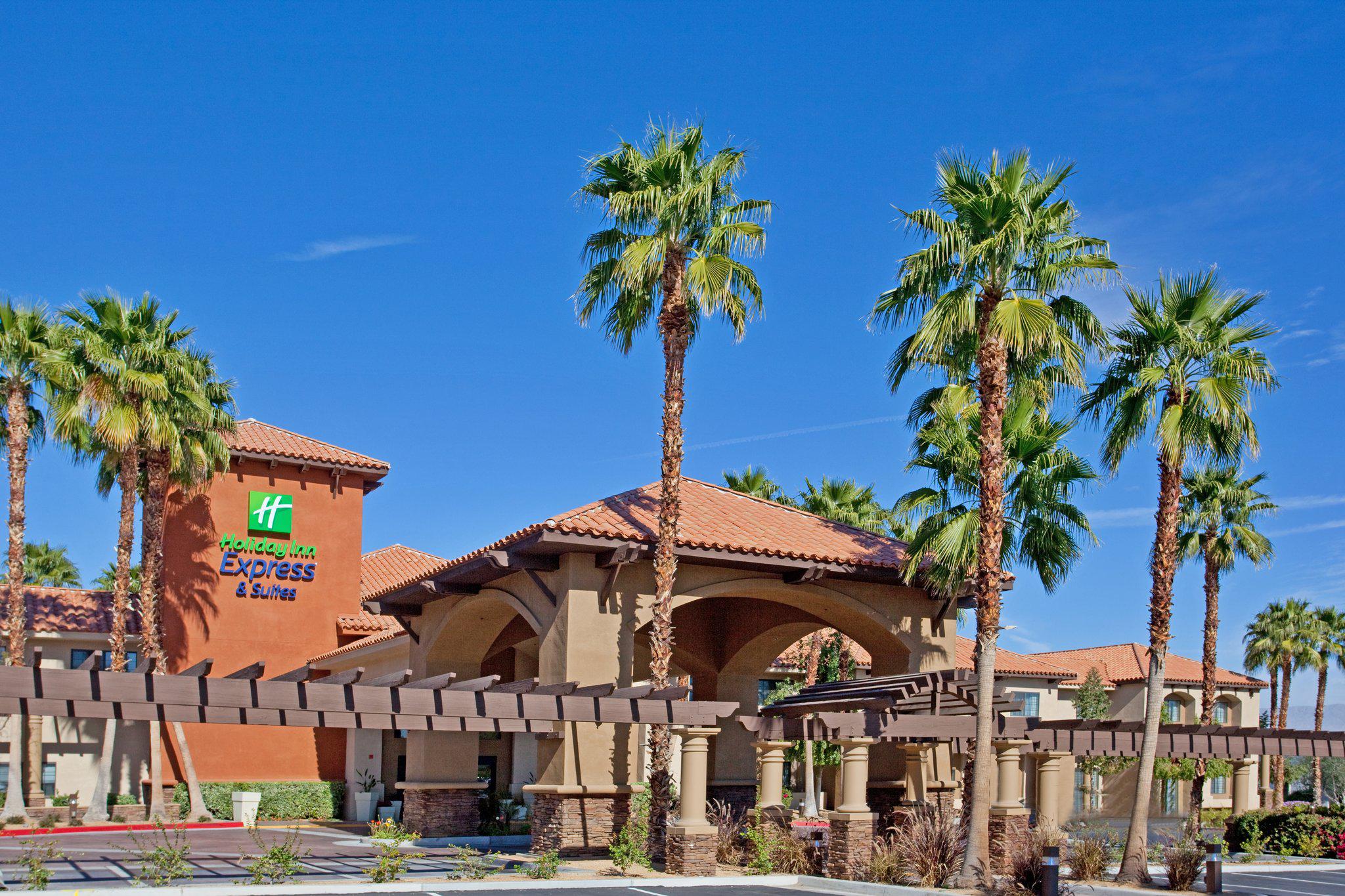 Holiday Inn Express & Suites Rancho Mirage - Palm Springs Area Photo