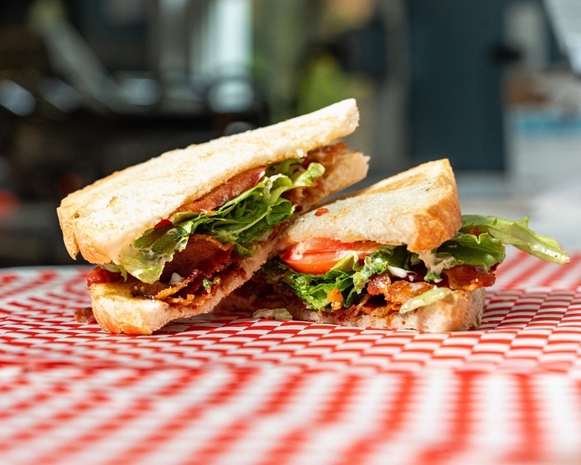BLT