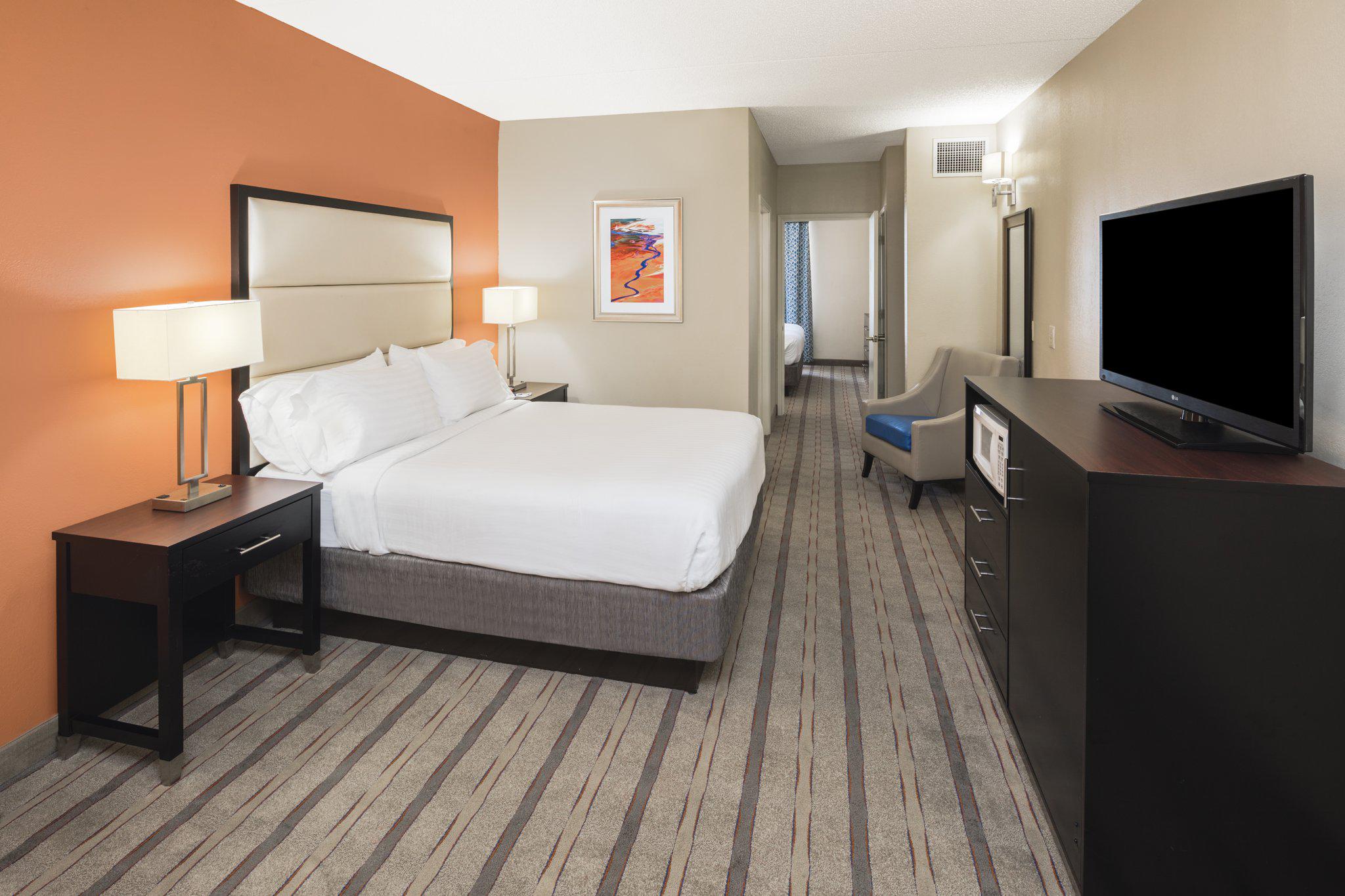 Holiday Inn Express & Suites Atlanta NE - Duluth Photo