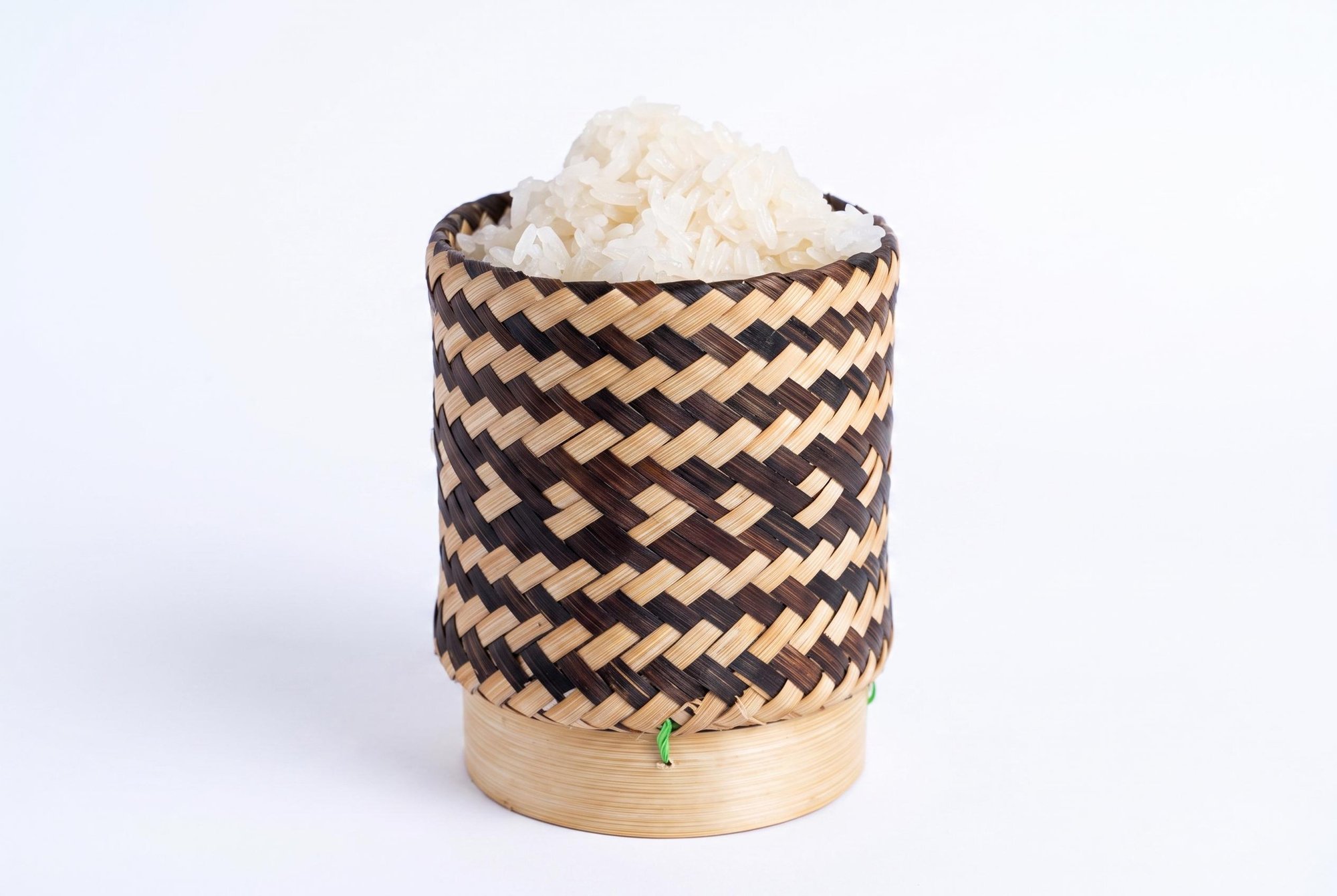 Steamed sticky rice (Khao Niao)