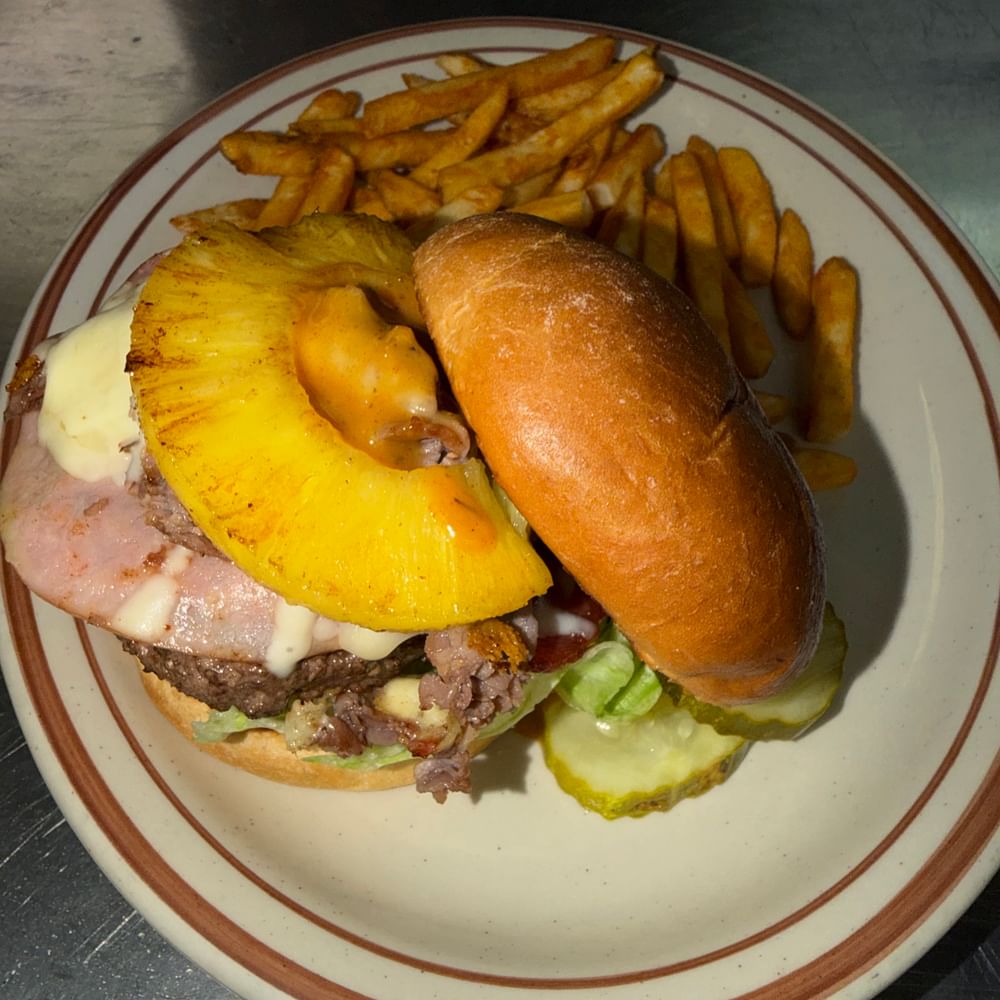 Mikes Deluxe Hamburger