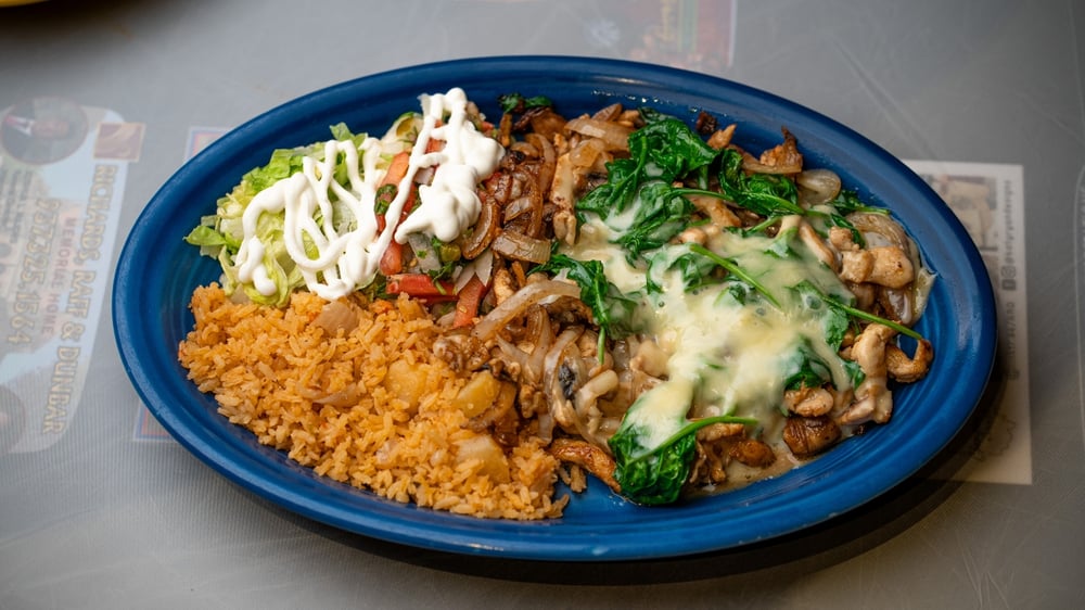MARIACHI Chicken