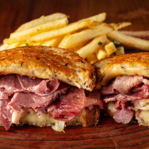 TRADITIONAL REUBEN SANDWICH