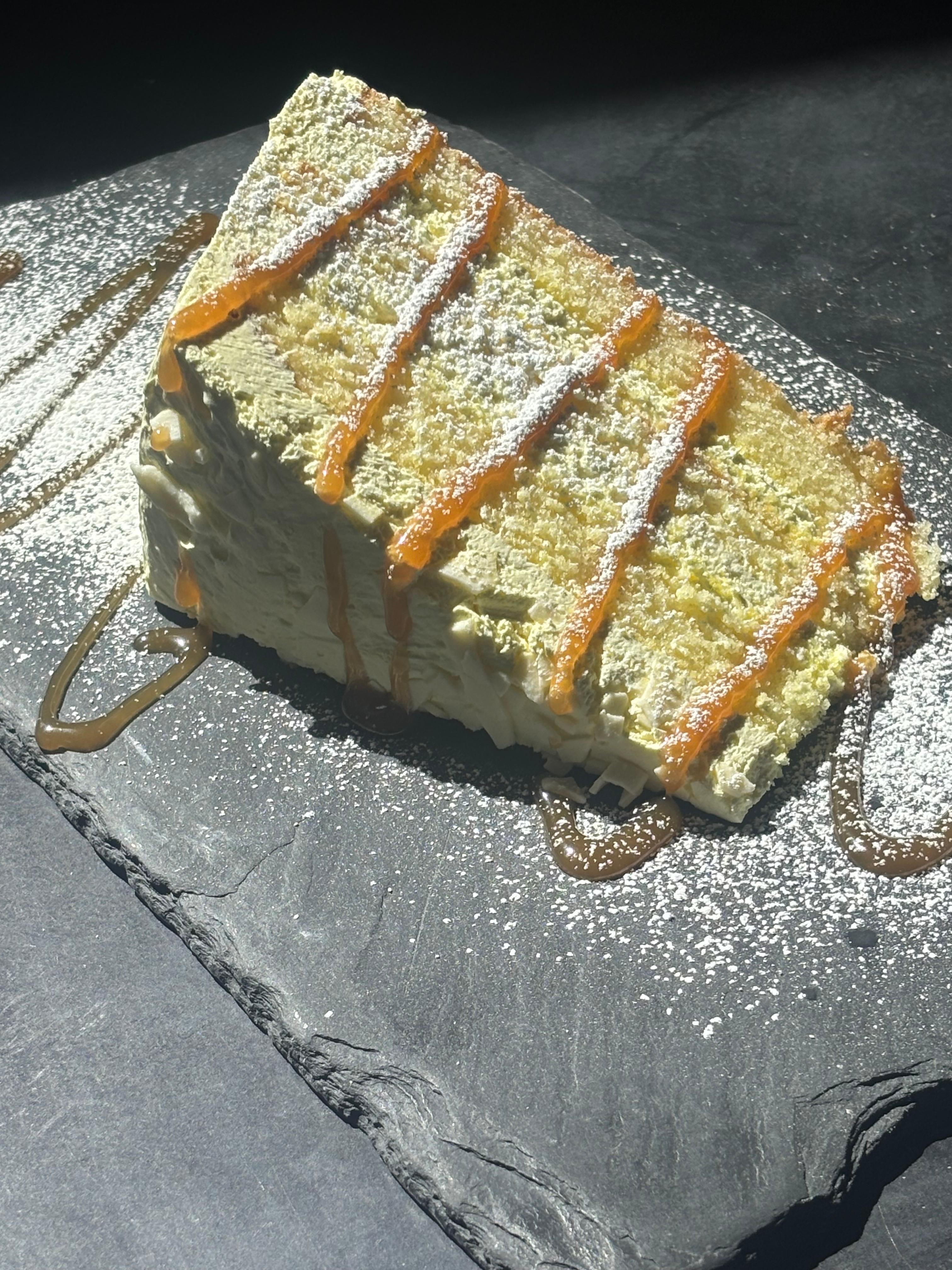 Limoncello Cake