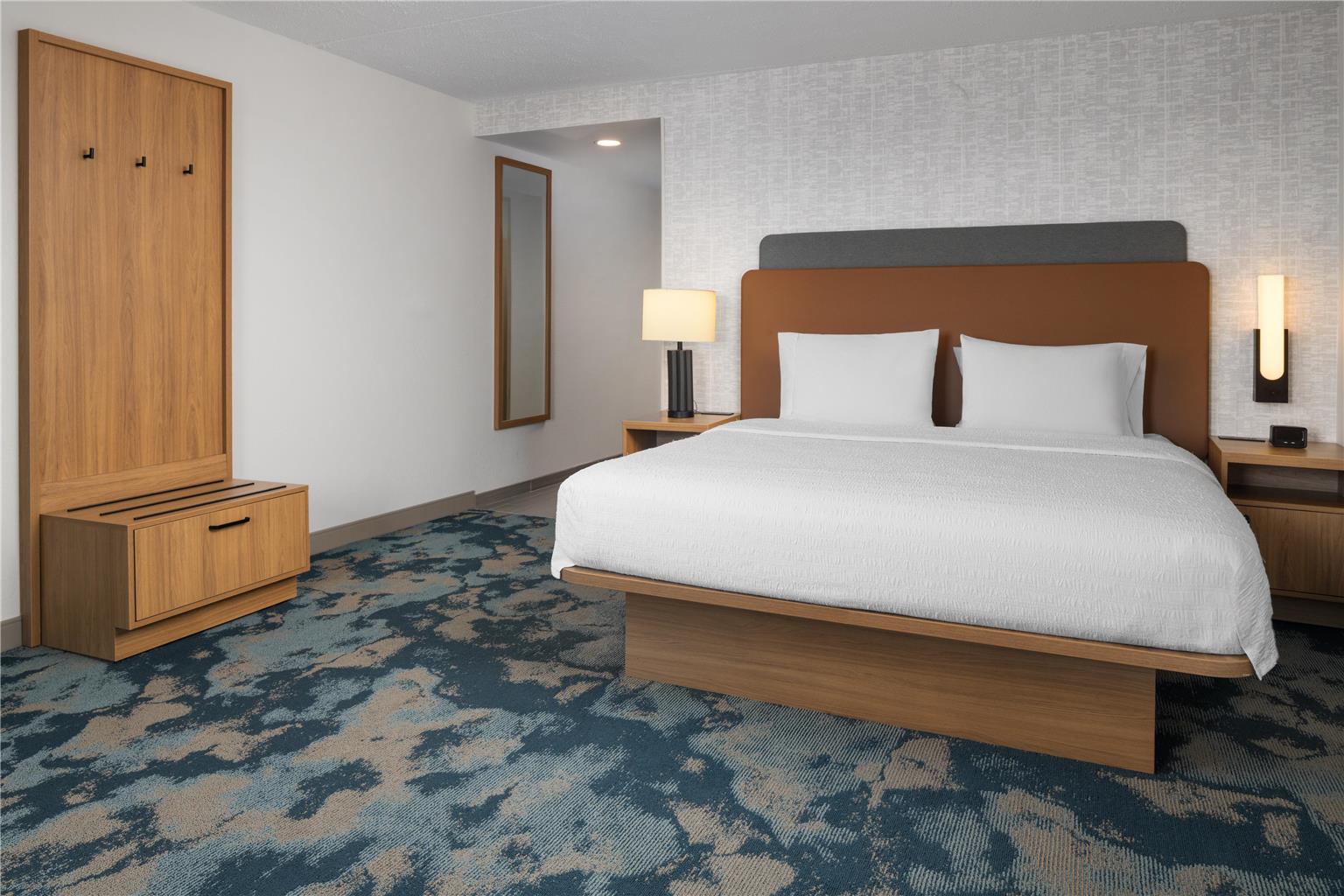 Hampton Inn Neptune/Wall Image