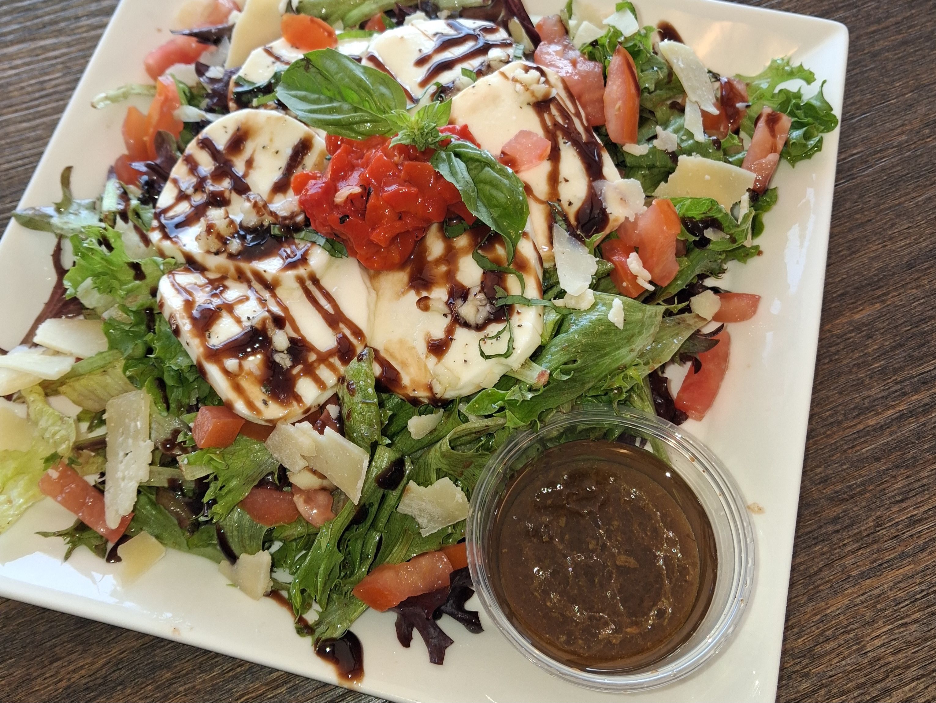 Caprese Super Salad