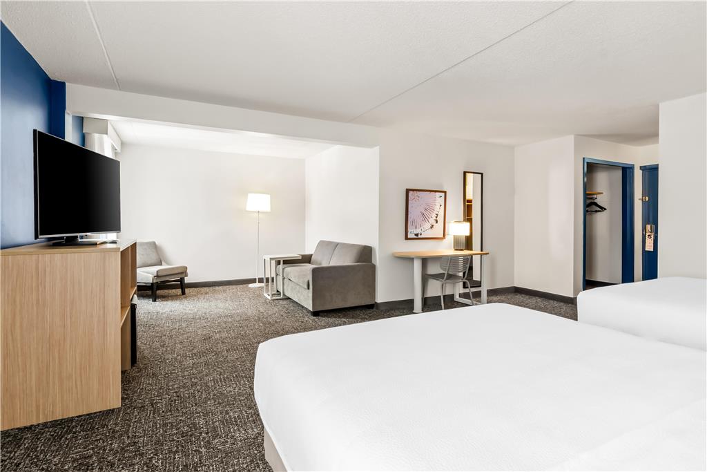 Spark by Hilton Lexington Image