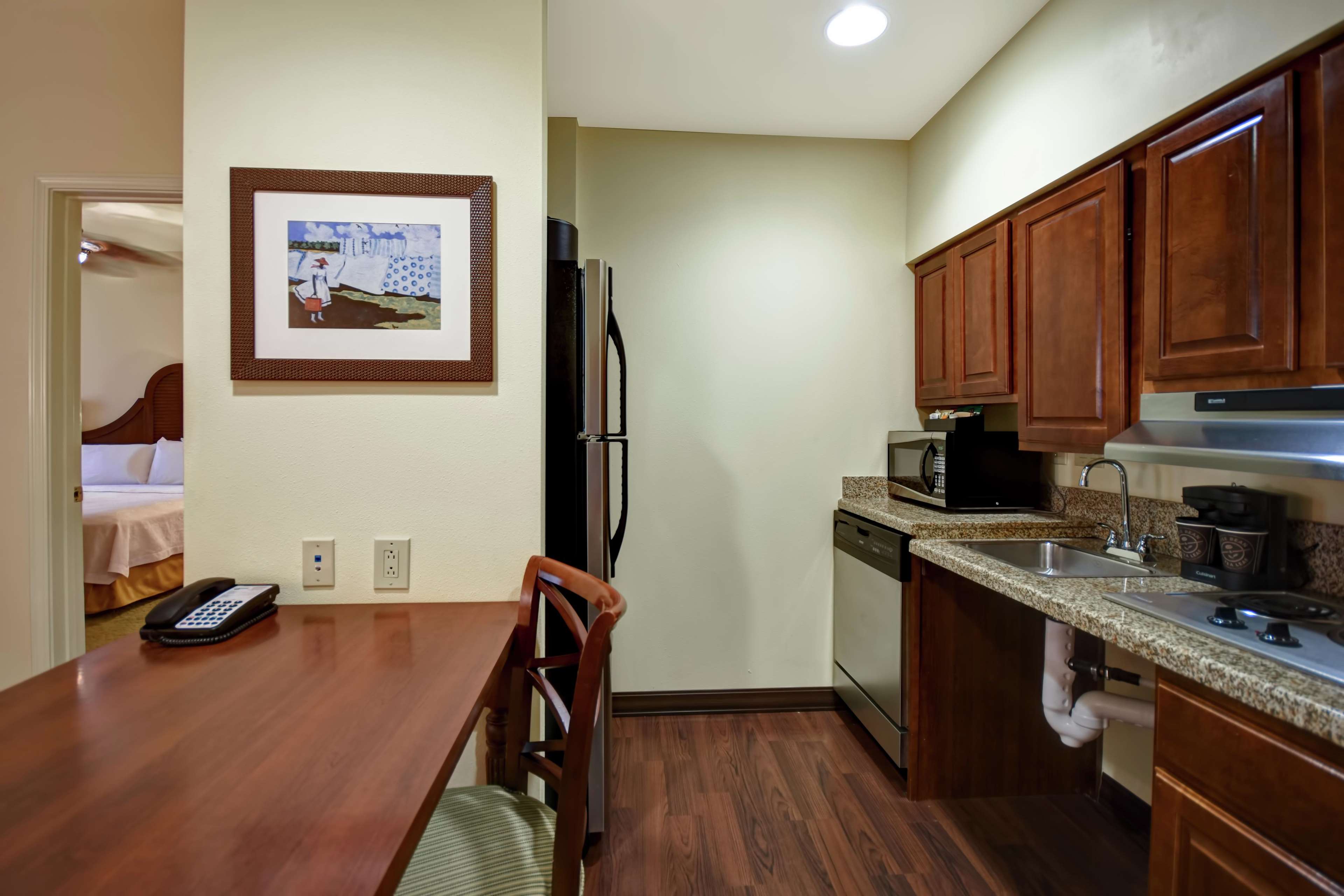 Homewood Suites by Hilton Charleston Airport Photo