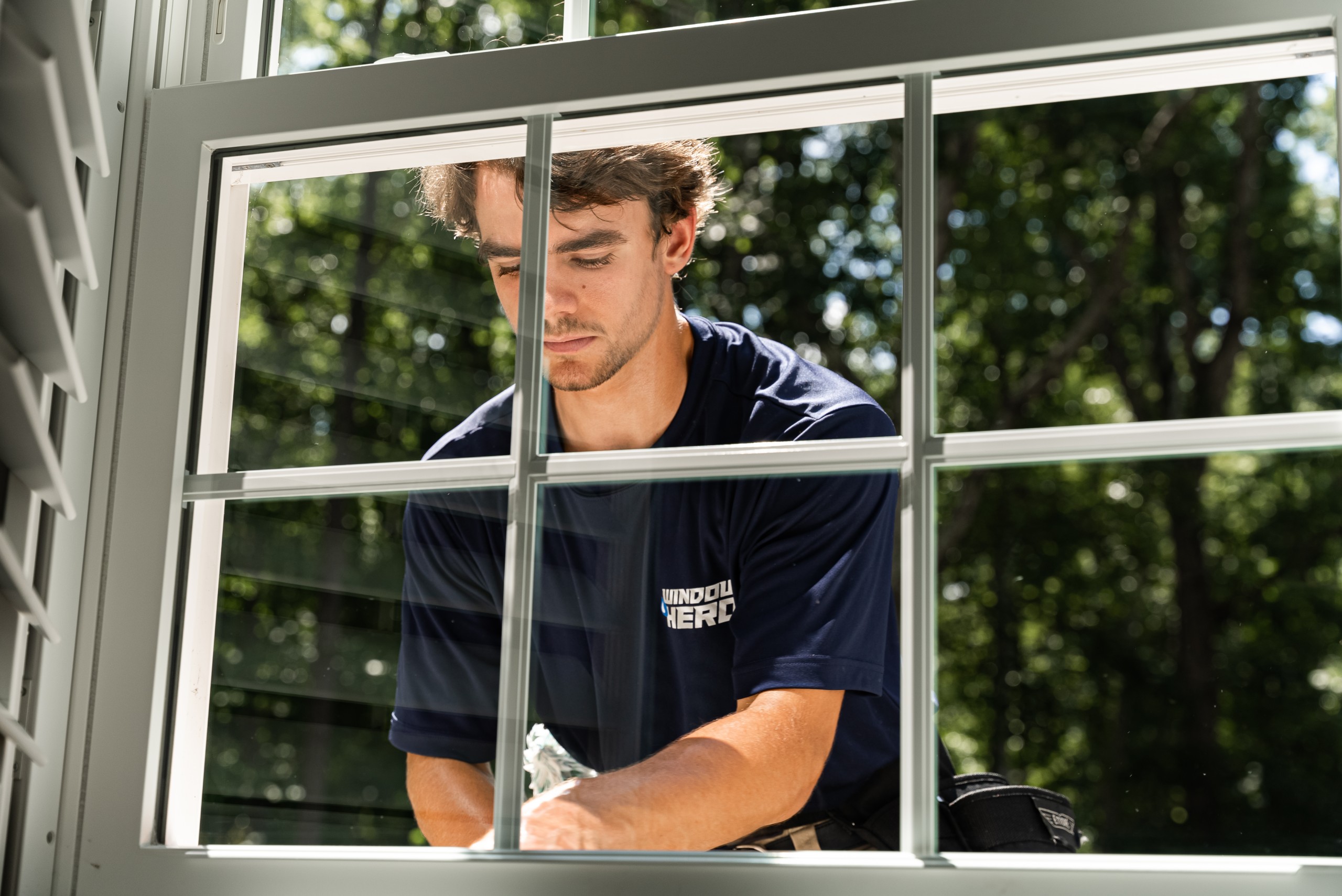 Window Hero Charlotte Image