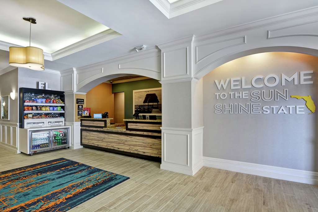 Hampton Inn Palm Beach Gardens Image