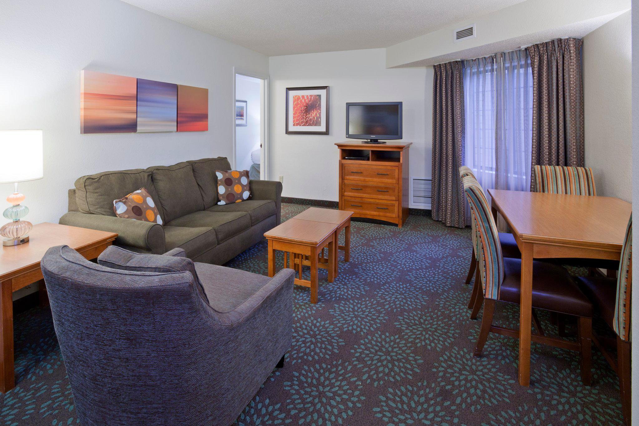 Staybridge Suites Mpls-Maple Grove/Arbor Lakes Photo