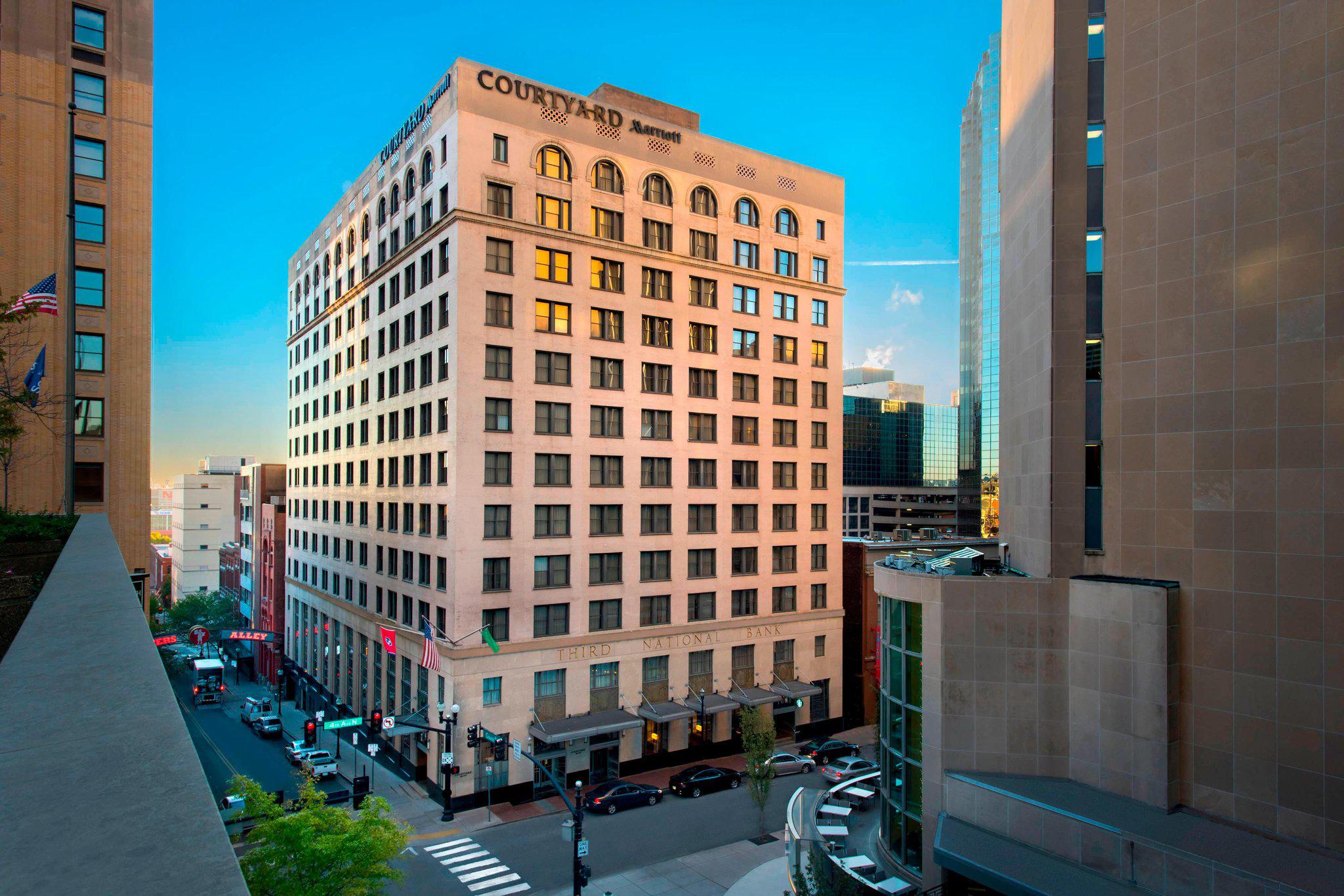 Courtyard by Marriott Nashville Downtown Photo