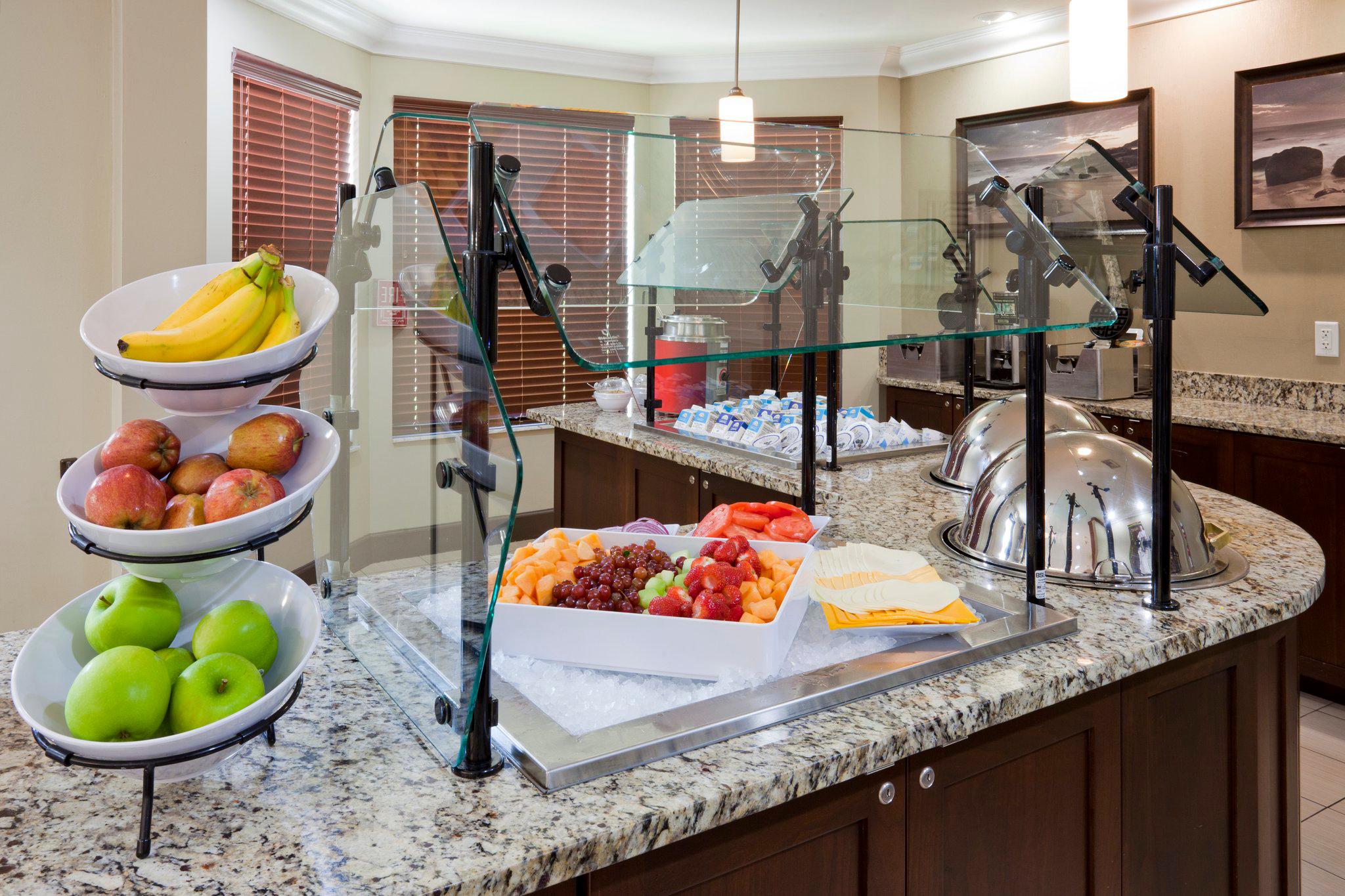 Staybridge Suites Naples-Gulf Coast Photo