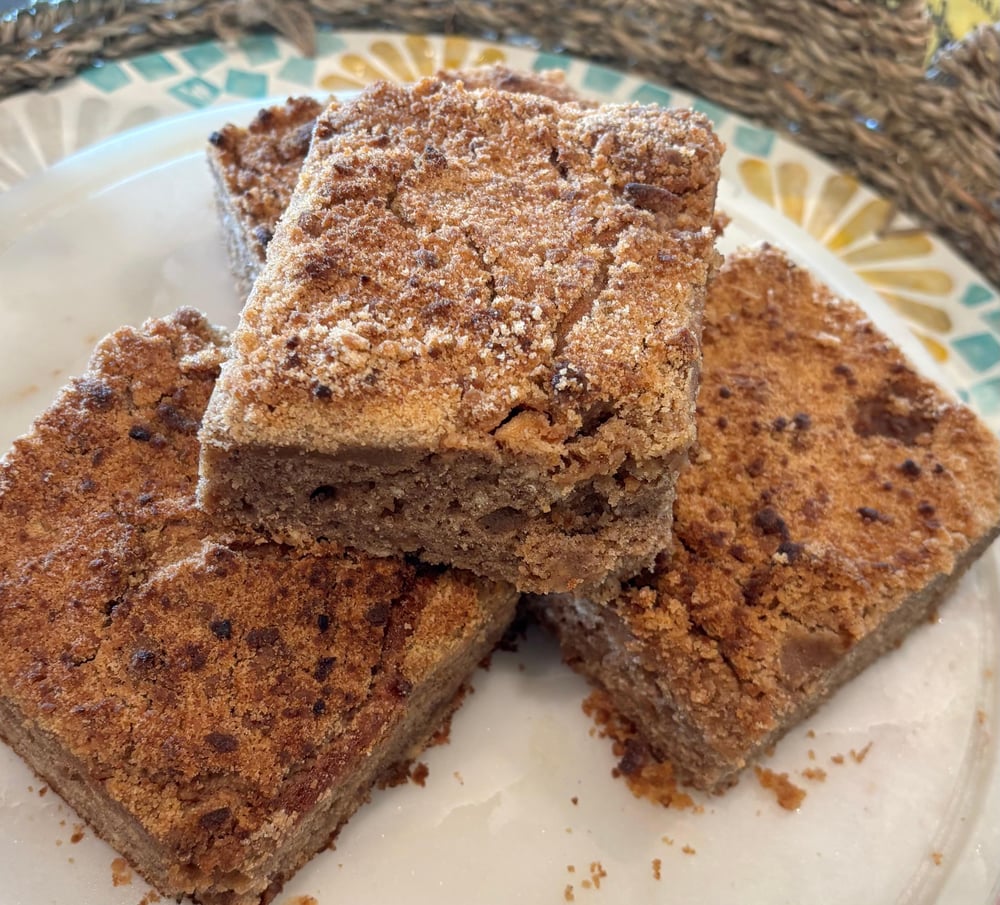 Apple Cinnamon Coffee Cake