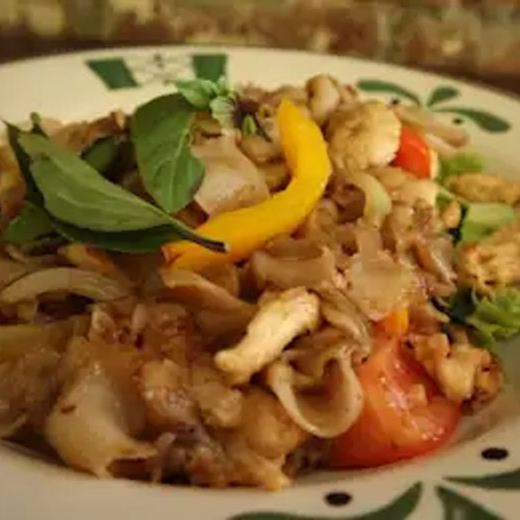 Drunken Noodle ผัดผั ขี้เขี้มา