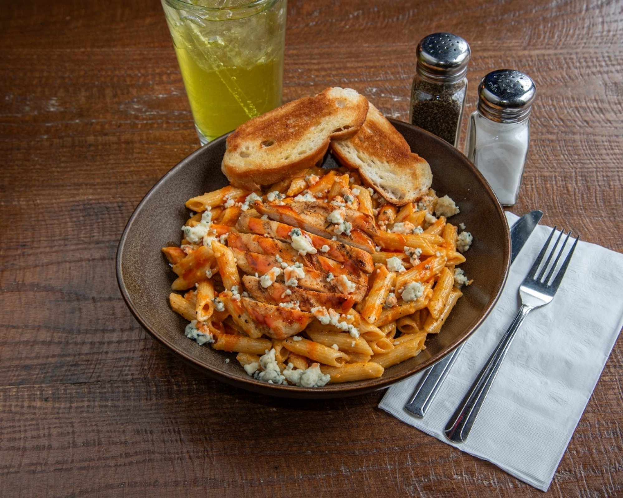 Crack Pasta
