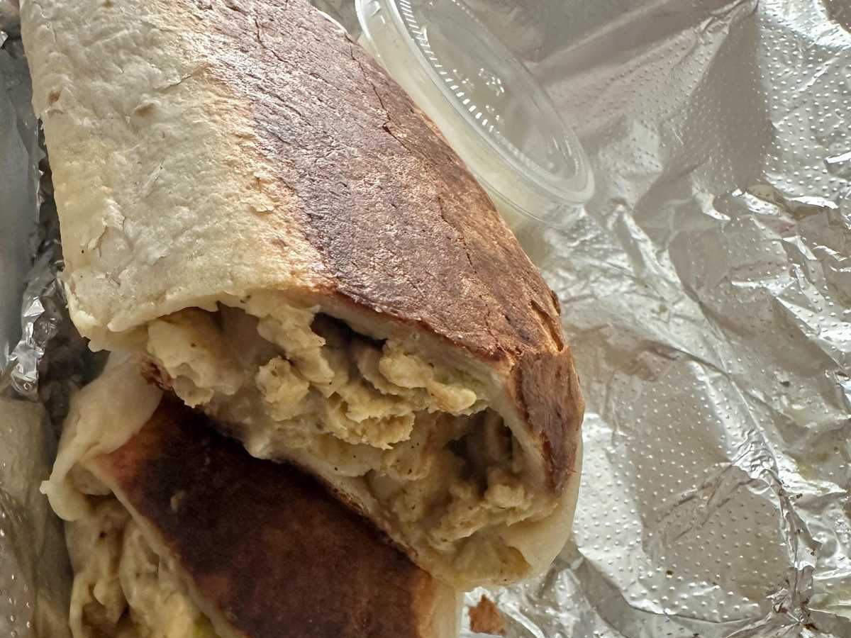 CHICKEN SHAWARMA WRAP