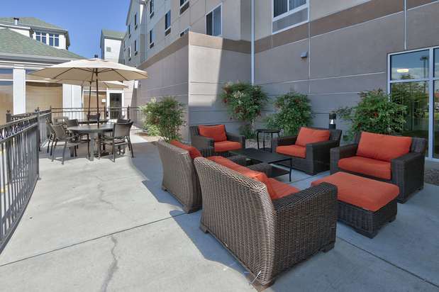 Images Hilton Garden Inn Albuquerque/Journal Center
