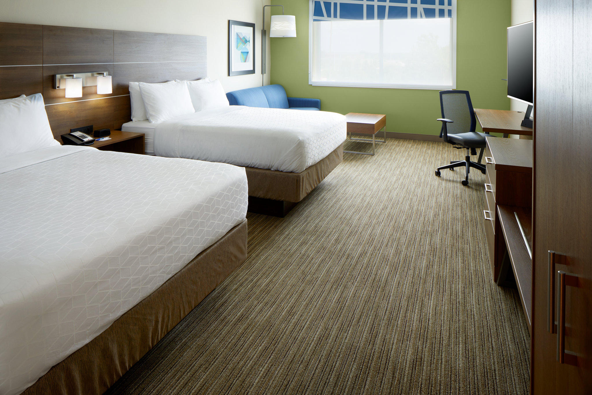 Holiday Inn Express & Suites Cincinnati North - Liberty Way Photo