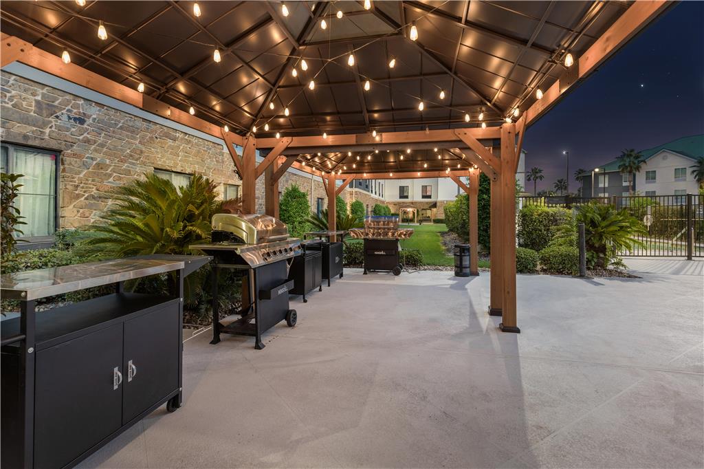 Homewood Suites by Hilton Beaumont, TX Image