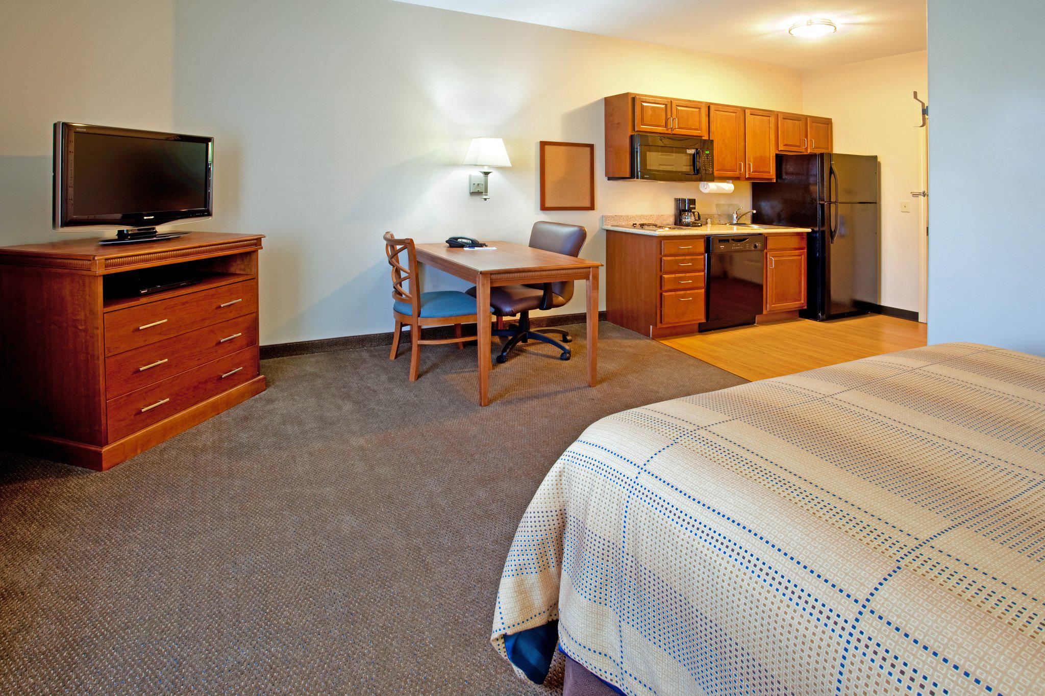 Candlewood Suites Roswell Photo