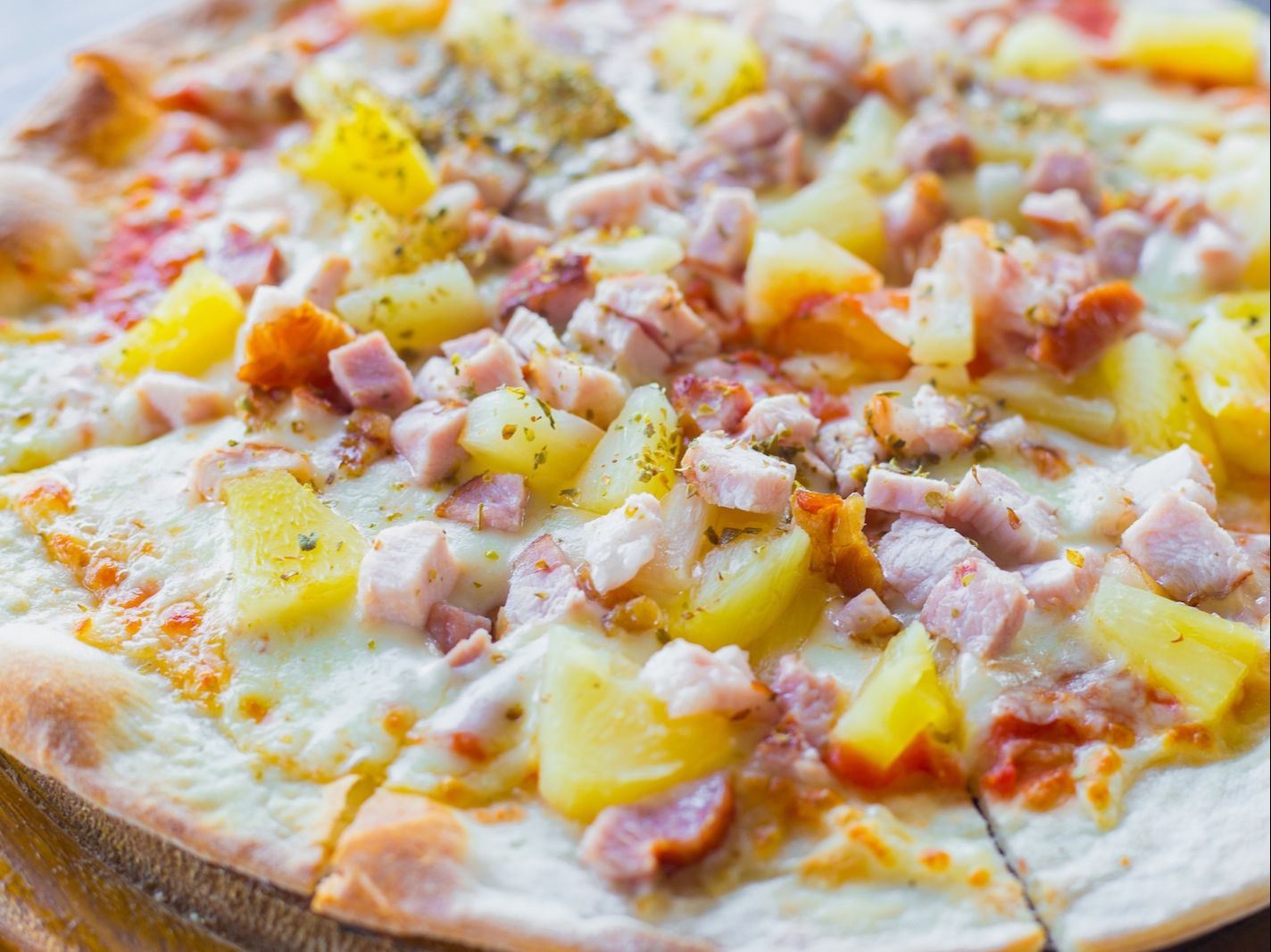 Hawaiian Pizza Medium
