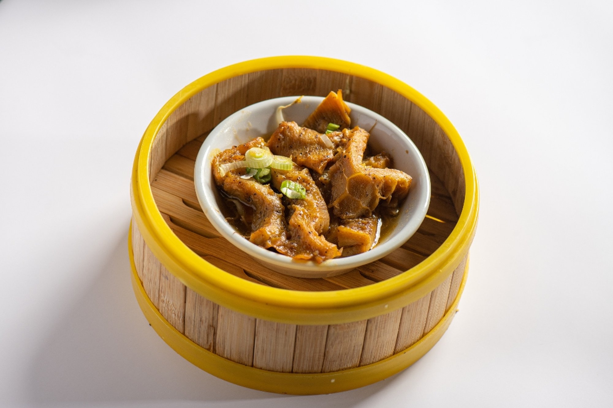 B-11 Steamed Beef Tripe with Black Pepper Sauce (黑椒金錢肚)