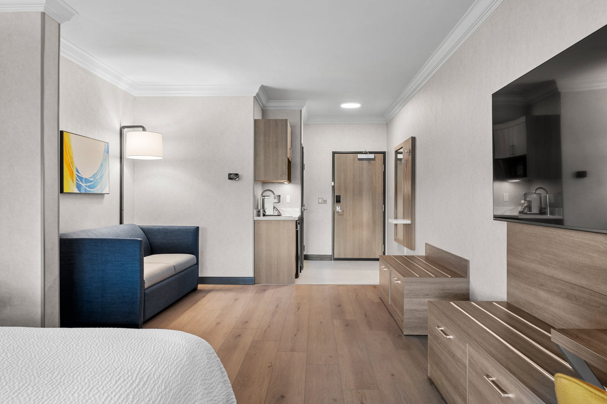 Holiday Inn Express & Suites Santa Cruz by IHG Image