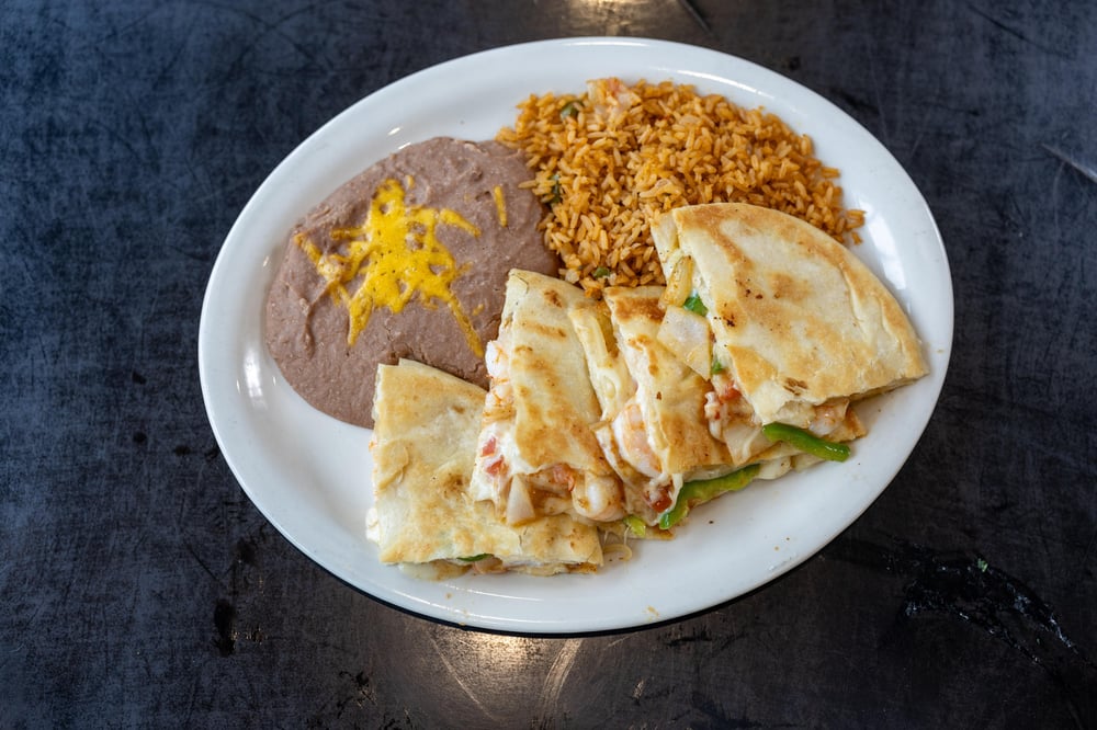 !Shrimp Fajita Quesadillas
